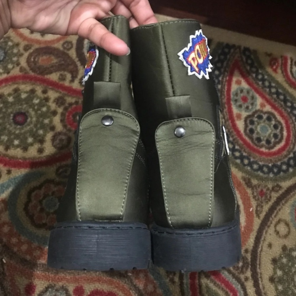 Etc love Oliver green lace up booties -7/8 size - Picture 3 of 12